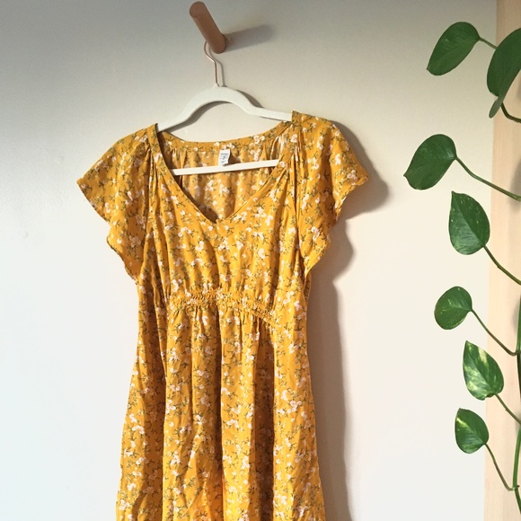 Yellow floral Old Navy Maternity dress - Picture 1 of 3